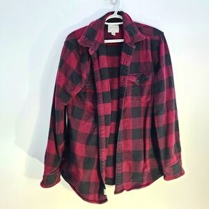 American Eagle Size Medium Red and Black Plaid Flannel Shirt